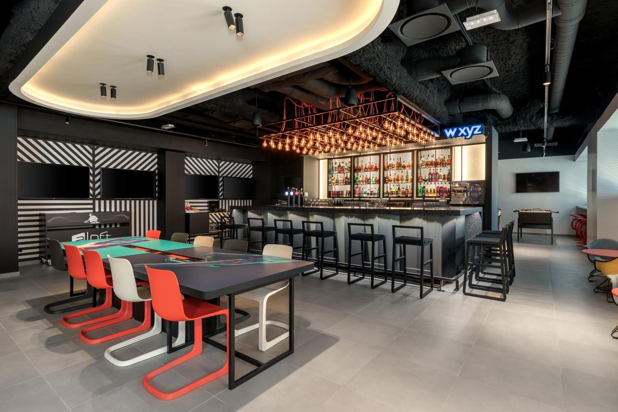 Aloft Hotel Dijon By Marriott Exterior photo
