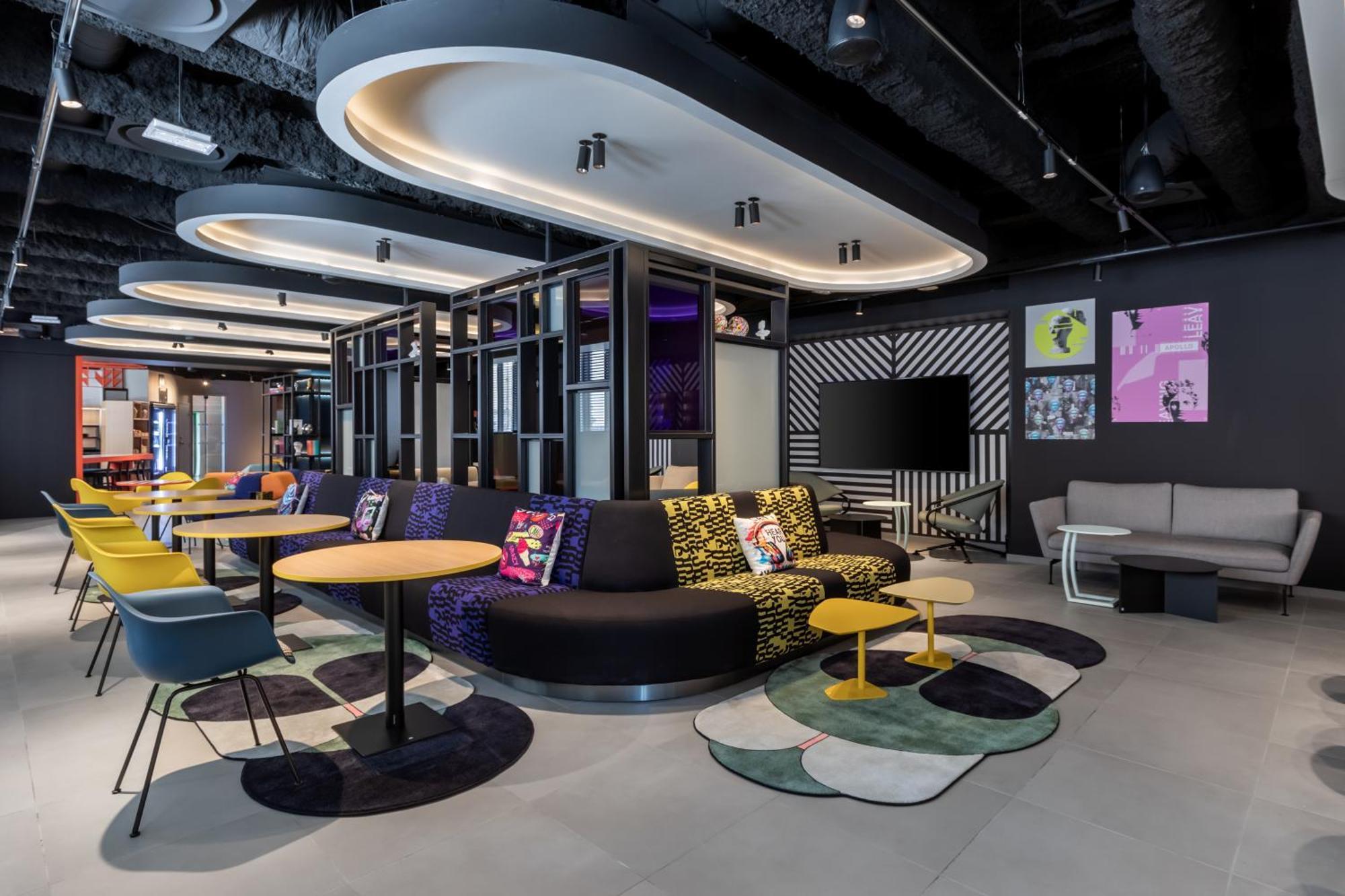 Aloft Hotel Dijon By Marriott Exterior photo