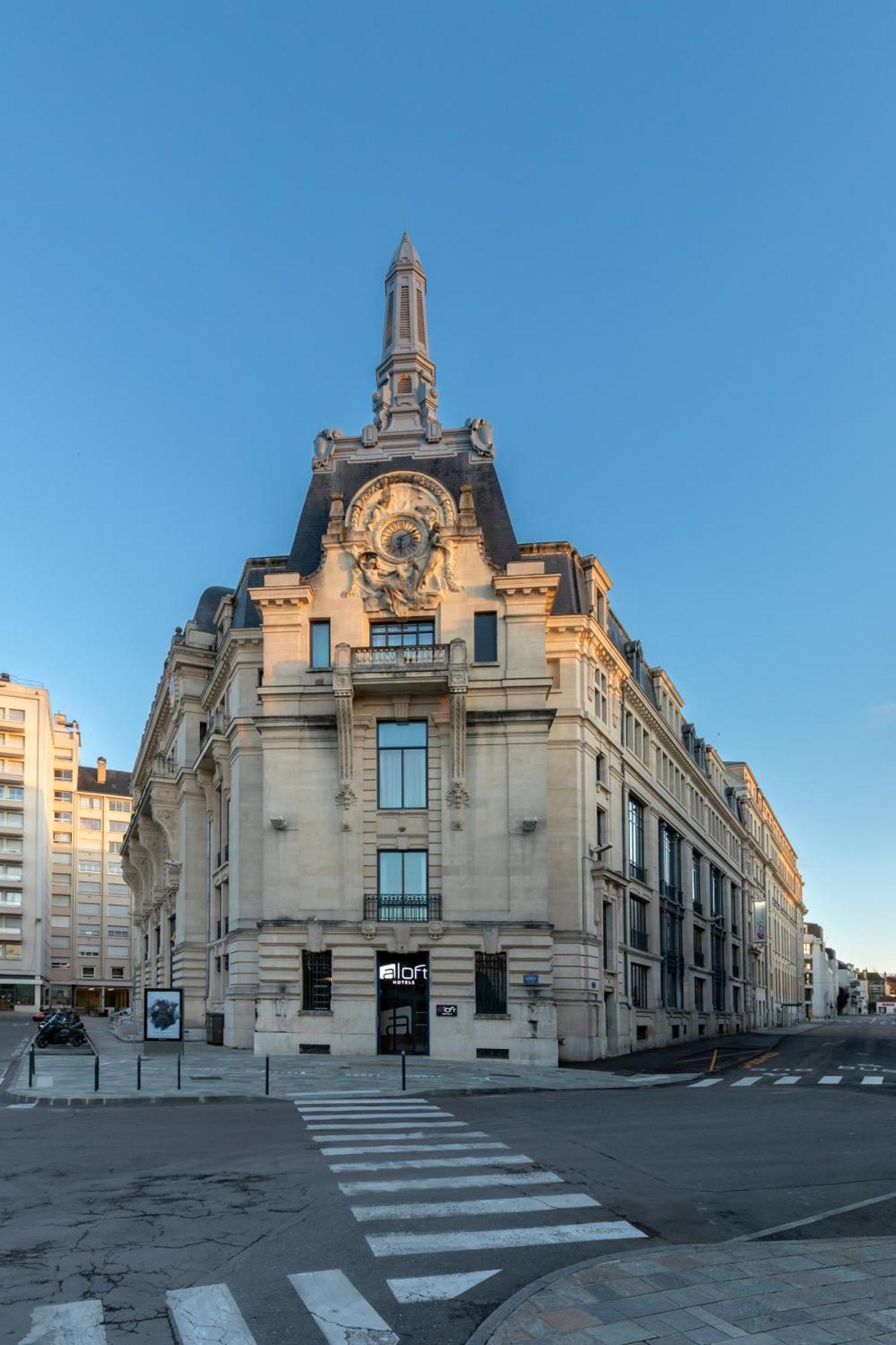 Aloft Hotel Dijon By Marriott Exterior photo