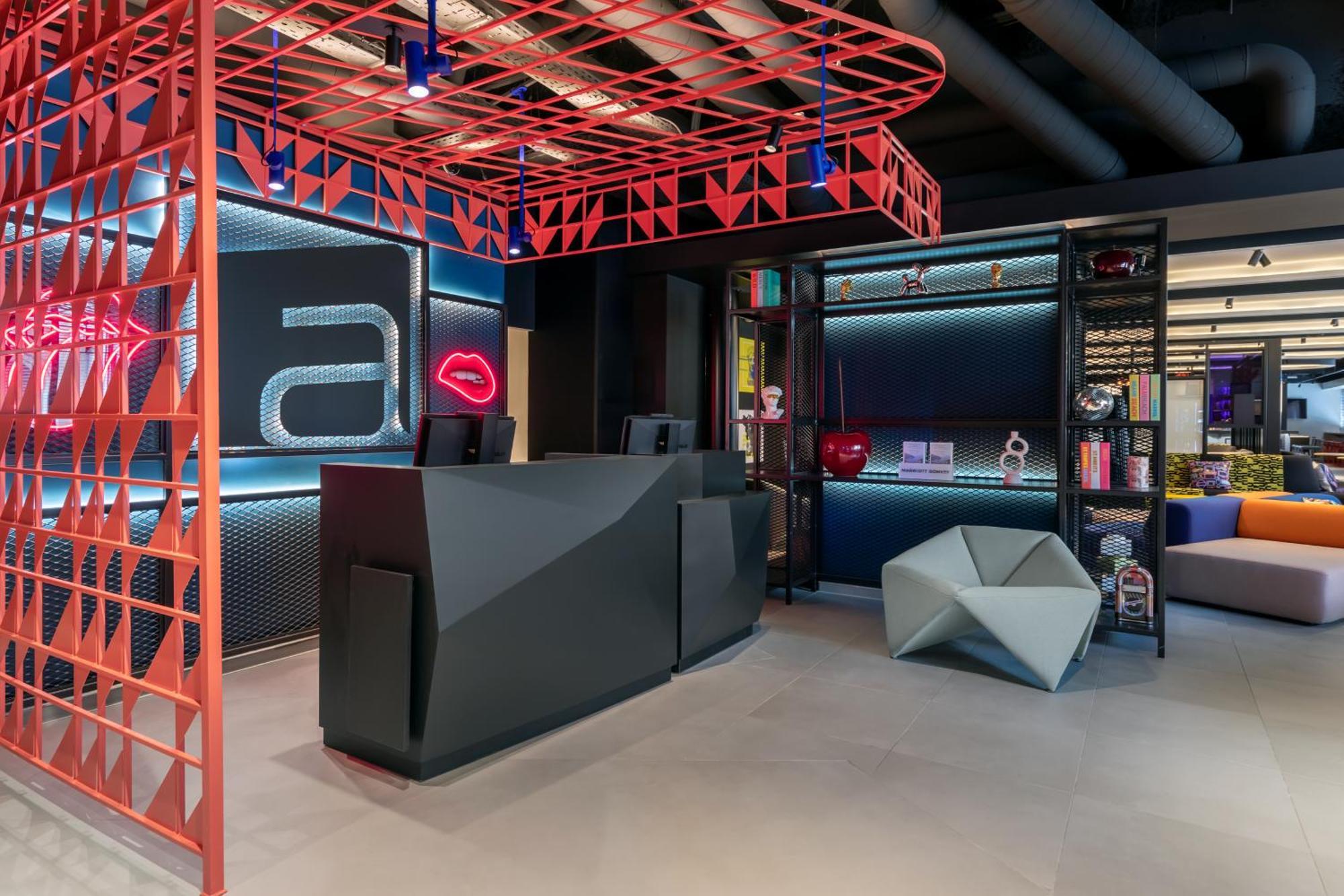 Aloft Hotel Dijon By Marriott Exterior photo
